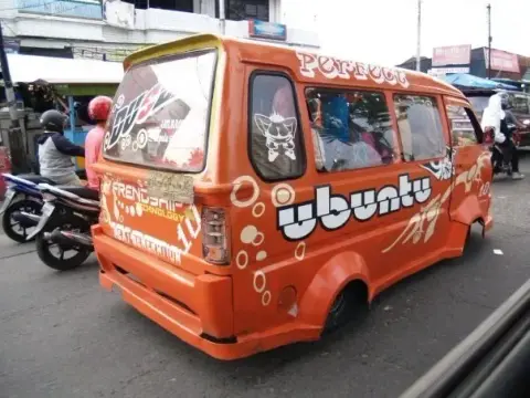 Ubuntu Sampai Bontang: Antara Bangga dan Luruskan Informasi