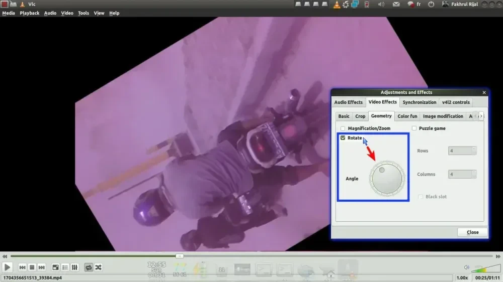 Pilih tab Video Effects lalu Geometry