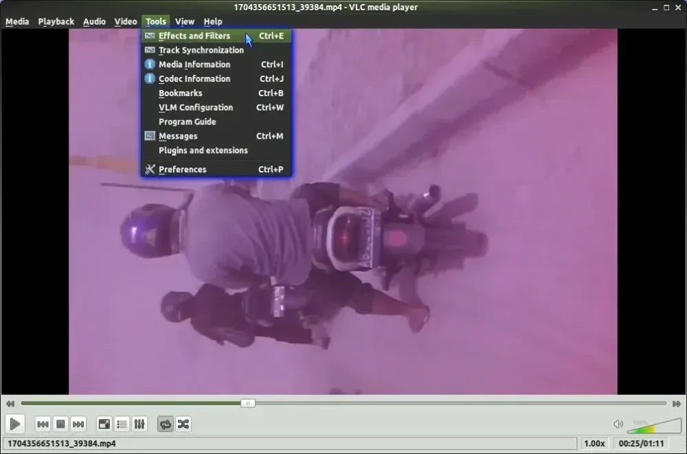 Akses menu Tools > Effects and Filters di VLC