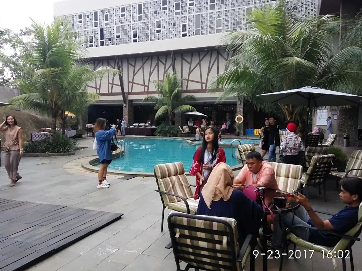 Catatan Harian Seorang Wanita - Versi Santai, Ceria