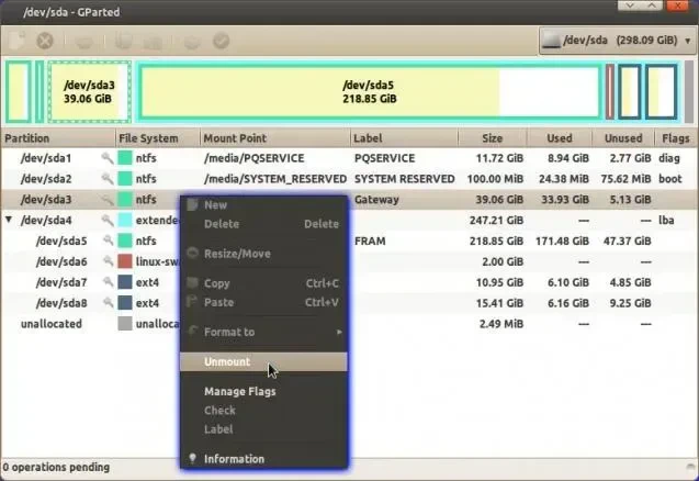Menu konteks GParted dengan pilihan Unmount dan Delete