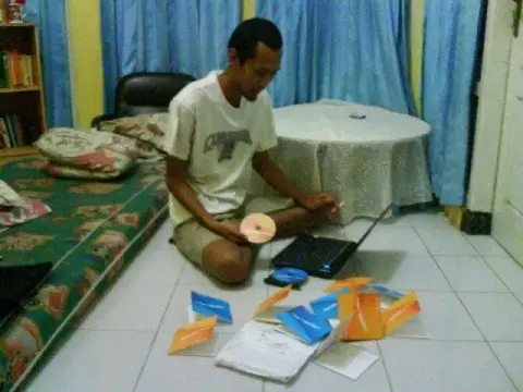 Pasang Ubuntu 9.10 di Acer Aspire 2930Z - dari Live Session ke Full Install