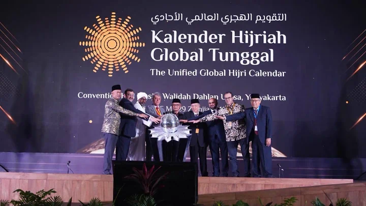 Kalender Hijriyah Global: Solusi Persatuan Umat Islam