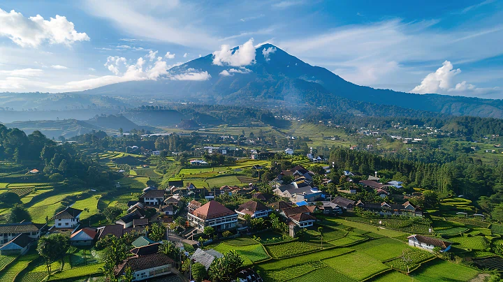 Berkunjung ke Dataran Tinggi Dieng: Pesona Alam dan Sejarah