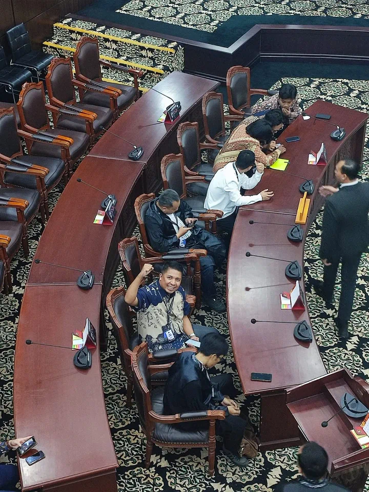 Gugat MK: Program MBG Haram Pakai Anggaran Pendidikan