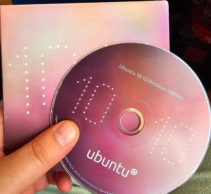 Mengenang Era CD Ubuntu Dikirim Gratis ke Seluruh Dunia